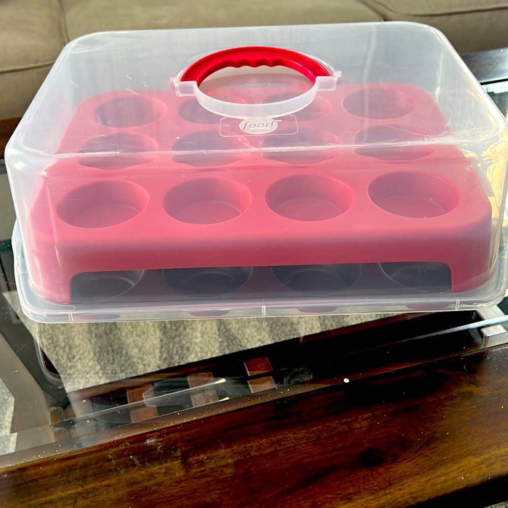 Food network Cupcake carrier